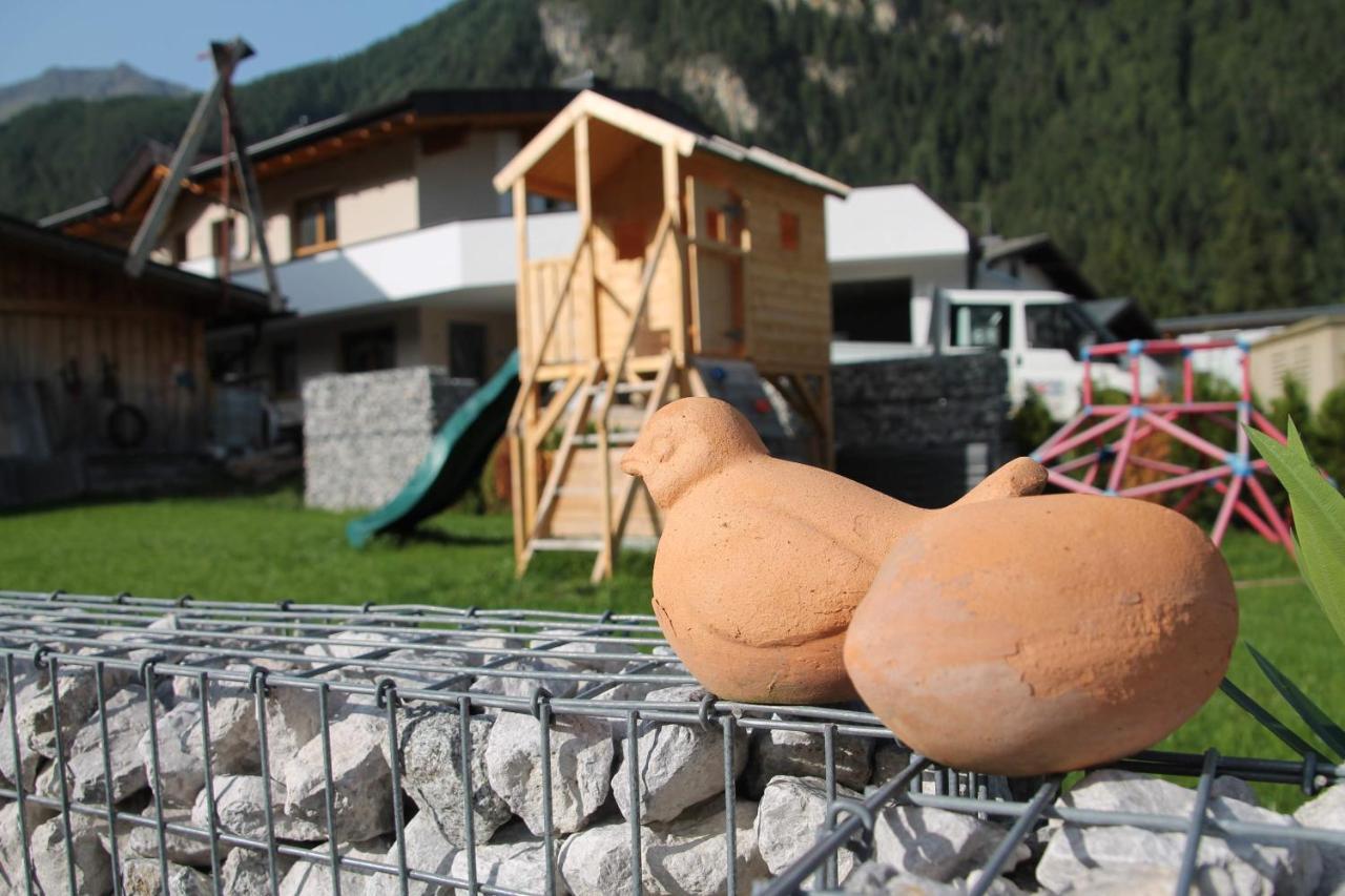 Appartement Bergkristall Umhausen Bagian luar foto