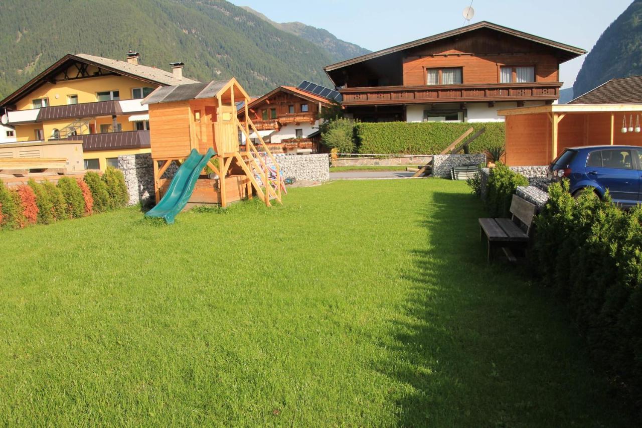 Appartement Bergkristall Umhausen Bagian luar foto